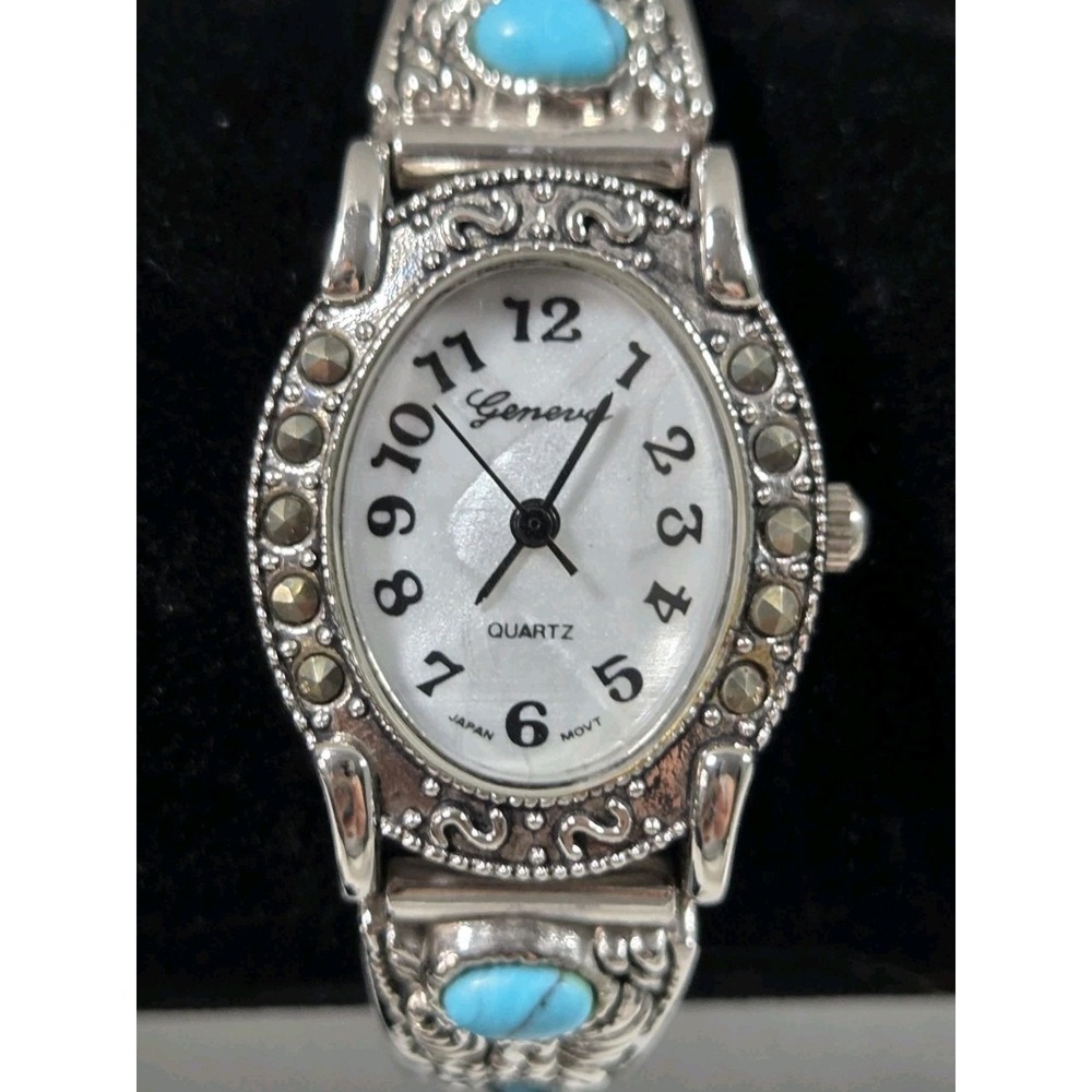 Geneva SW Watch Women 25mm Silver Stretch Pearl Face Faux Stones Needs Battery - Picture 2 of 5